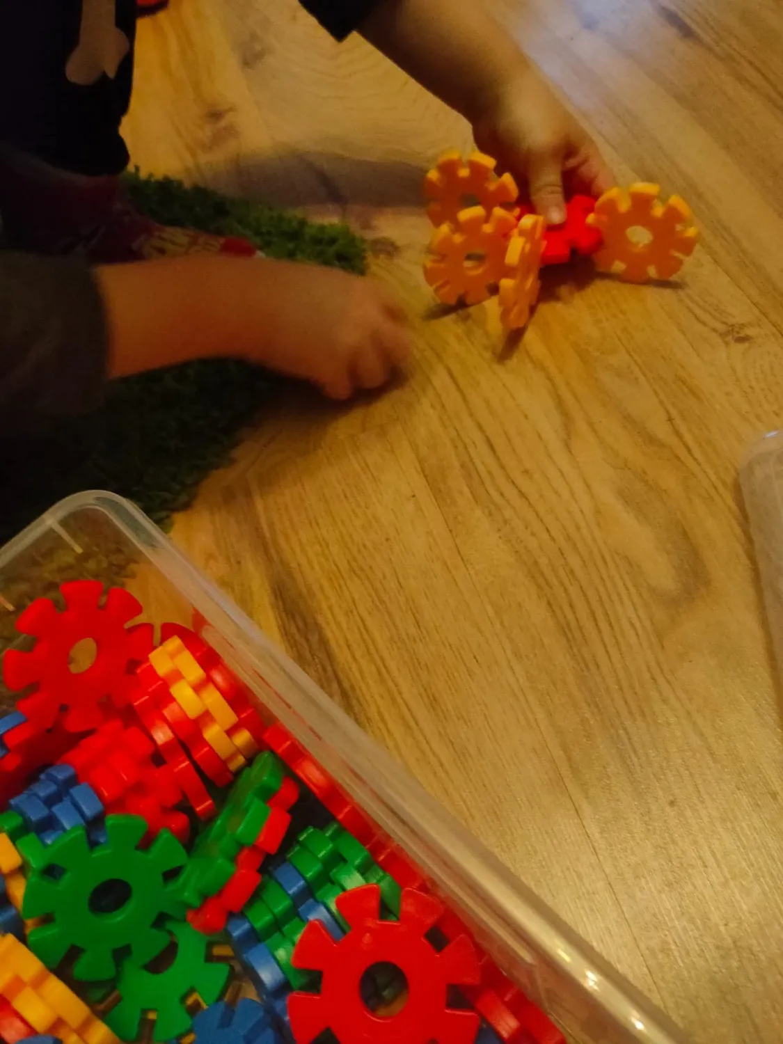 Betzold Steckblumen groß 100-tlg Steckspiel Box