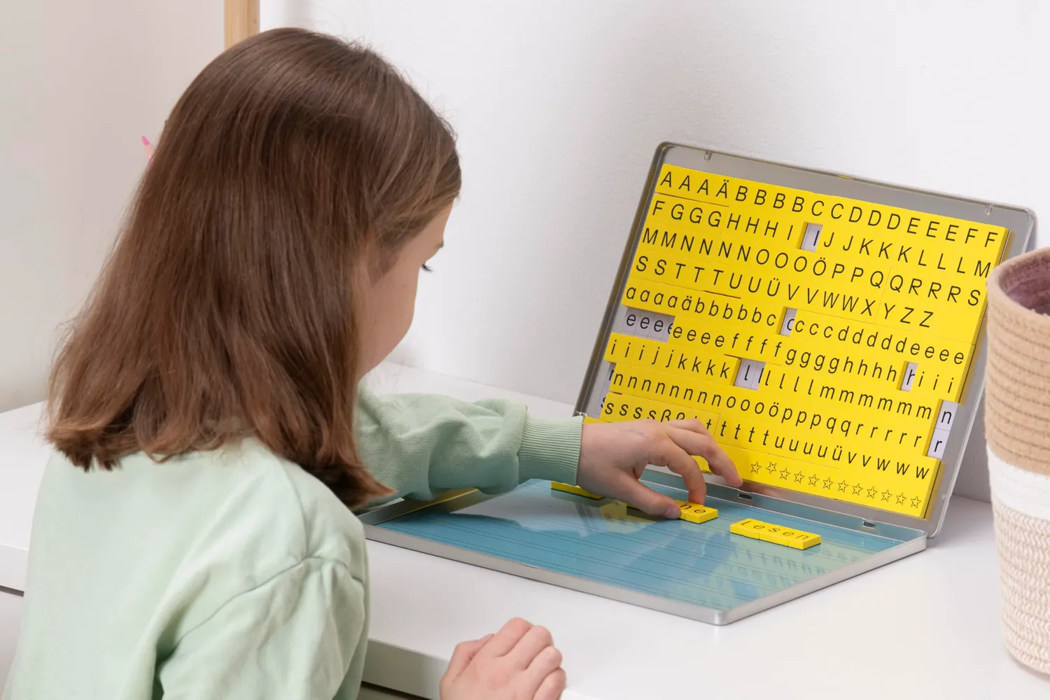 Betzold Lese-Magnetbox Buchstaben-Lernspiel
