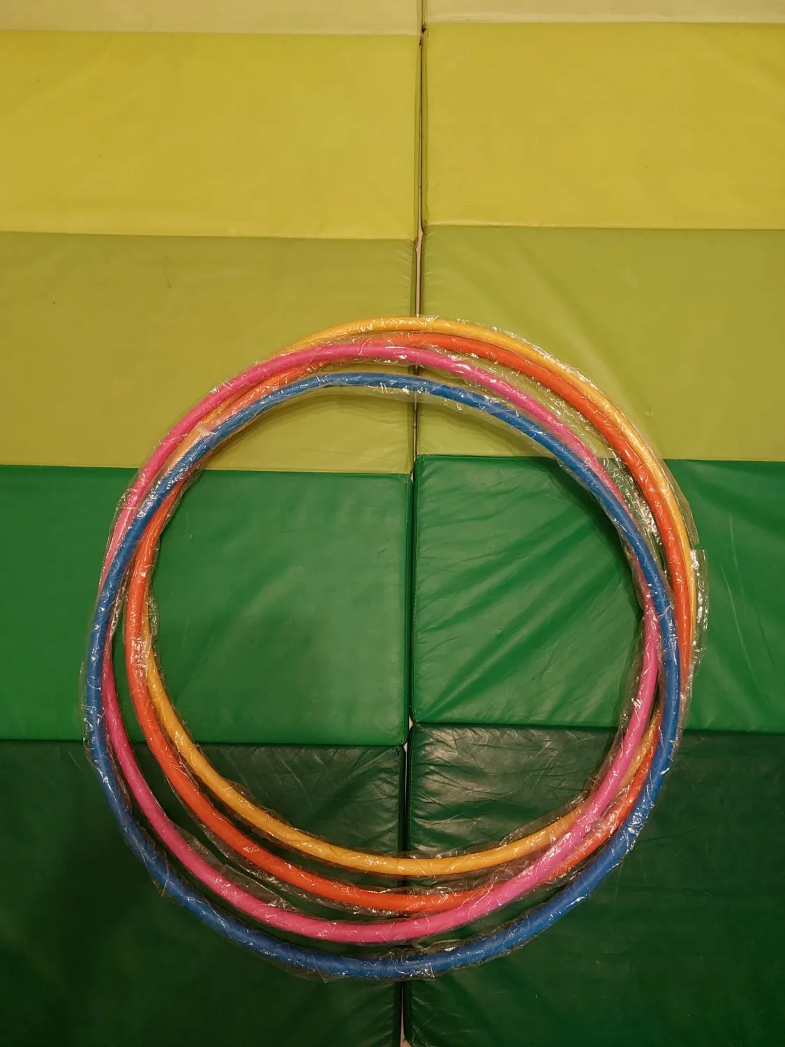 Betzold Gymnastik-Reifen Regenbogen-Set