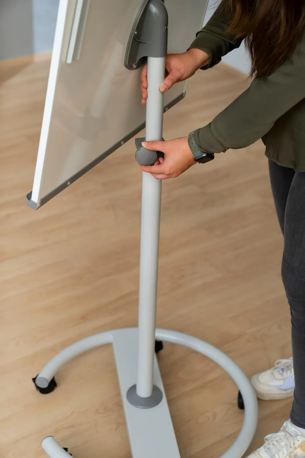 Betzold Flipchart-Ständer mobil Whiteboard magnetisch Rollen
