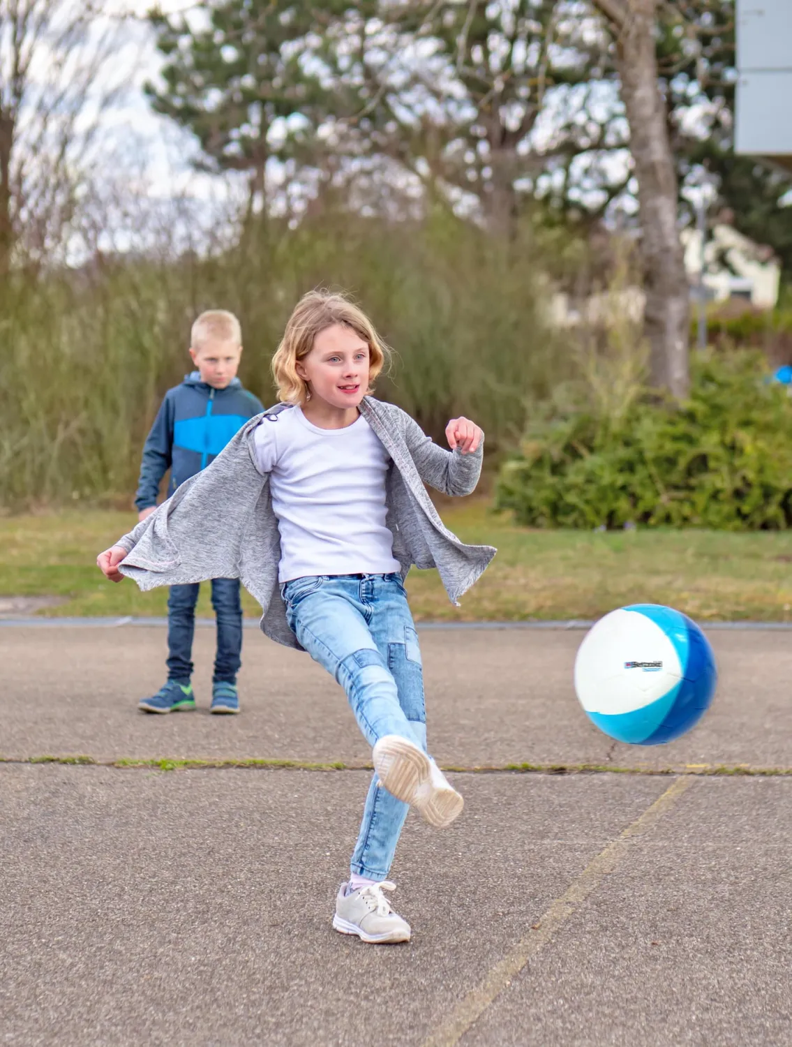 Betzold Ball-Set Sportbälle 5-teilig Fußball Volleyball