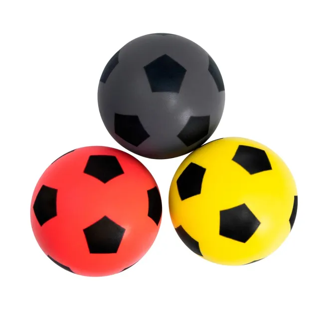 Betzold Softbälle-Set Schaumstoff-Fußbälle 3er-Set bunt