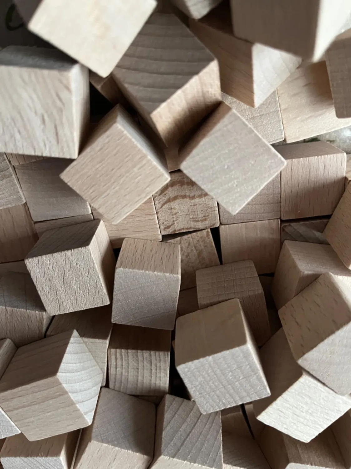 Betzold Soma-Würfel 150 Holzwürfel 2 x 2 x 2 cm naturbelassen